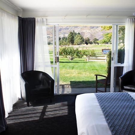 Lake Dunstan Motel ครอมเวลล์ ภายนอก รูปภาพ