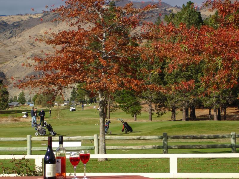 Lake Dunstan Motel ครอมเวลล์ ภายนอก รูปภาพ