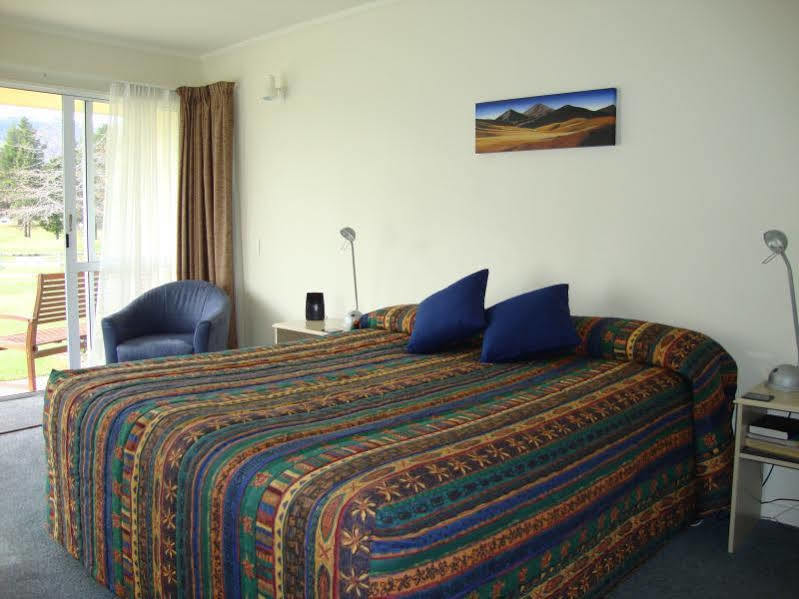 Lake Dunstan Motel ครอมเวลล์ ภายนอก รูปภาพ